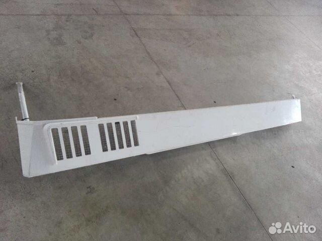 Спойлер кабины задний правый Renault (Рено) Magnum 05-14 (5000936423)