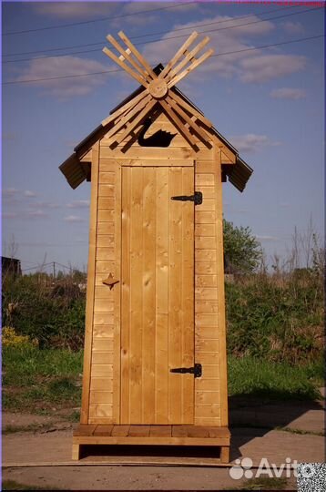 Уличный туалет с установкой