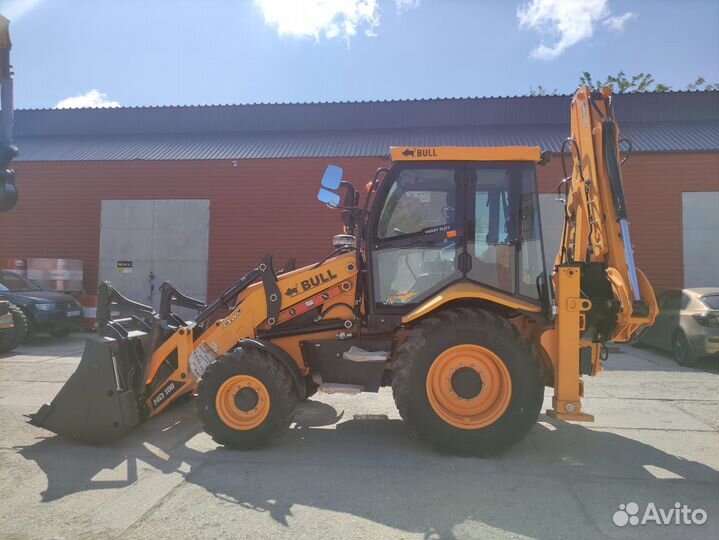 Экскаватор-погрузчик Bull HD100, 2023