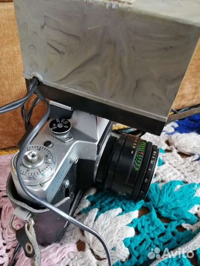 Плёночный фотоаппарат Зенит Е с объективом Гелиус