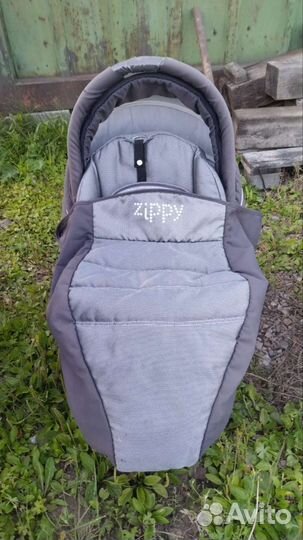 Коляска zippy 3 в 1