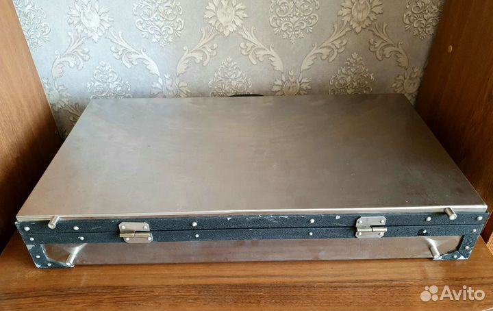 Кейс из нержавеющей стали