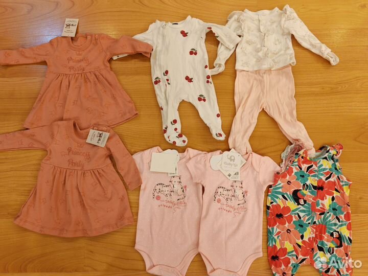 Пакет одежды для двойни 62р