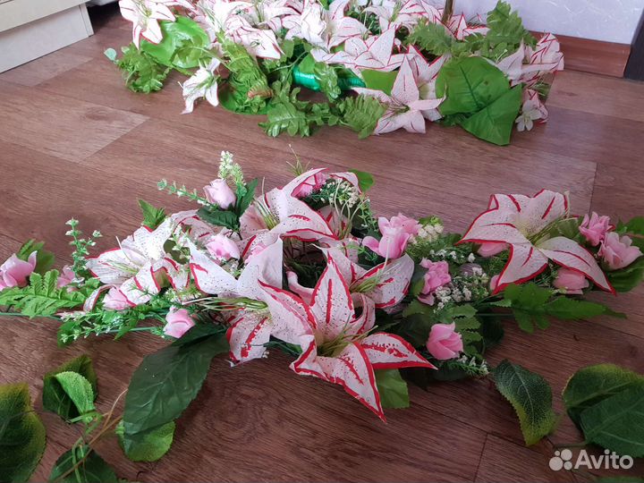 Свадебное украшение на машину