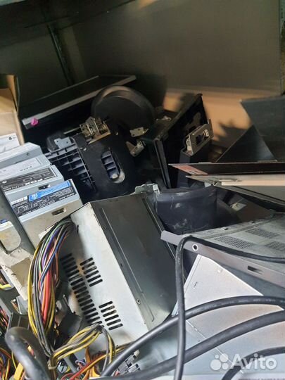 Ножки для мониторов