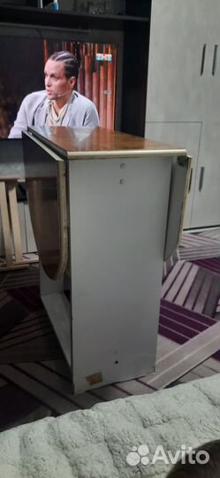 Стол книжка