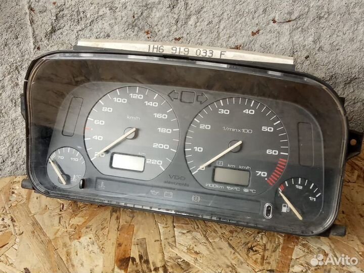 Панель приборов VW Golf 2 GT