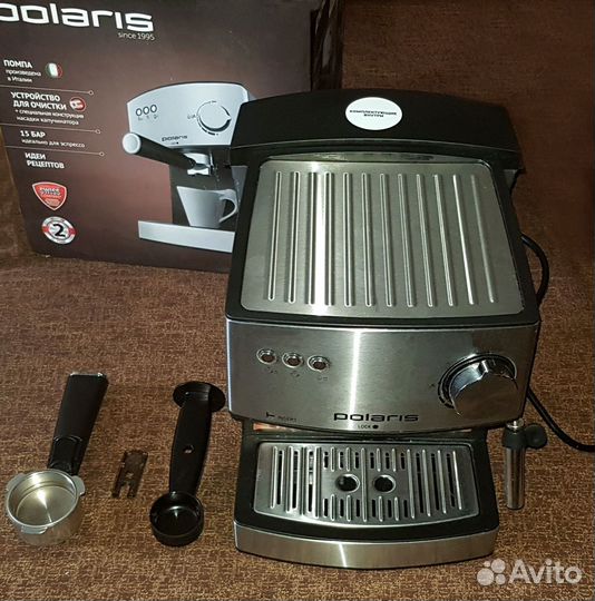 Кофеварка рожковая Polaris PCM 1528AE Adore Crema