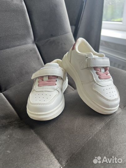 Кроссовки детские 22 размер для девочек