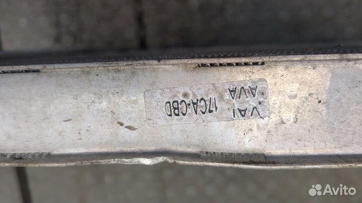 Радиатор охлаждения двигателя Volkswagen Caddy