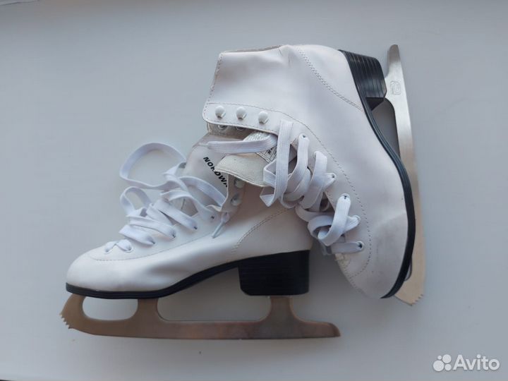 Коньки белые 38 р