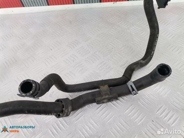 Патрубок радиатора Volkswagen Touran 2-й рест