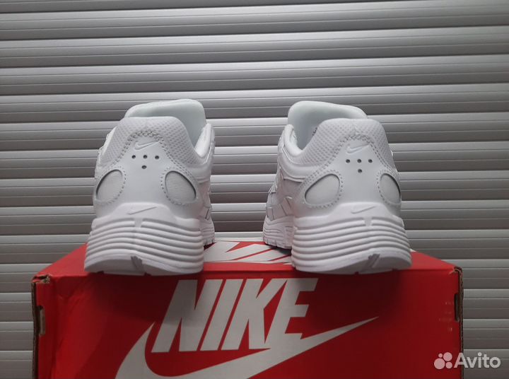 Кроссовки nike р 6000