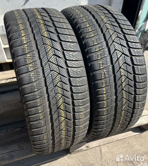 Pirelli Winter Sottozero 3 255/35 R21