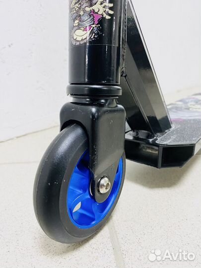 Трюковой самокат