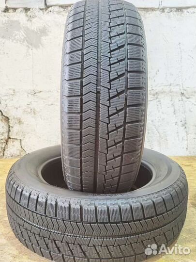 Bridgestone Blizzak VRX 215/60 R17 96Q
