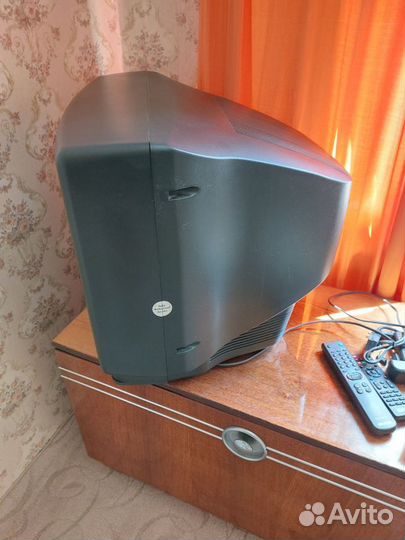 Телевизор б/у Sony Trinitron