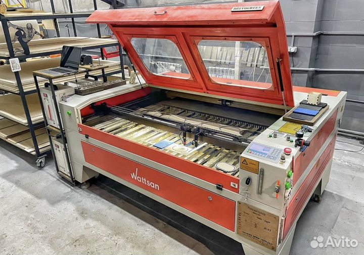 Лазерная резка, гравировка фанеры, кожи, оргстекла