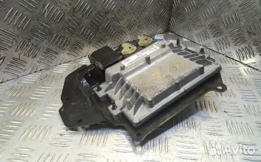 Блок управления двигателем ford fiesta 6 (11V02PF0