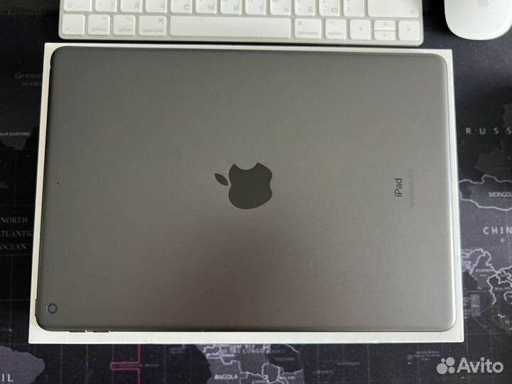 Планшет Apple iPad 10.2