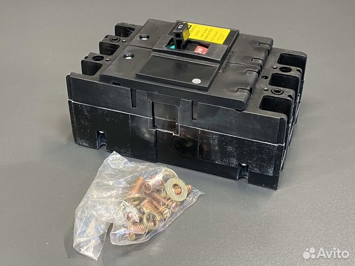 Вольтмик ае2056-10Б-00уз новый, 1 шт