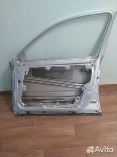 Дверь боковая передняя правая Volkswagen Passat