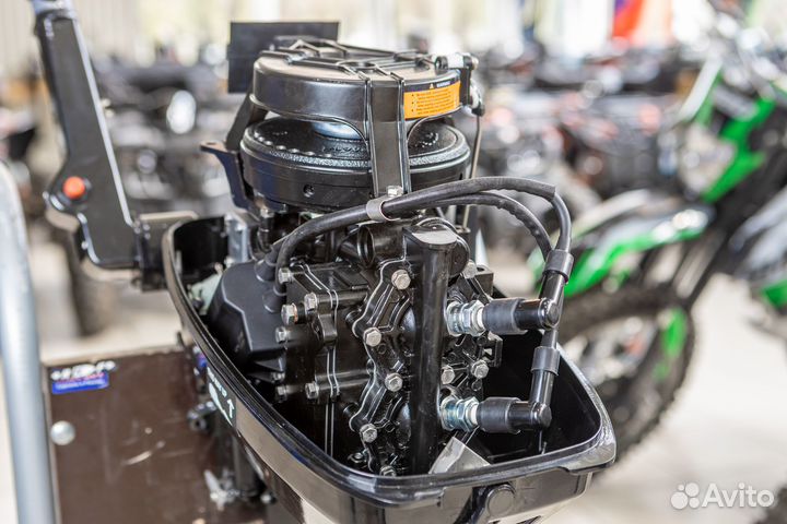 Мотор лодочный Gladiator (Гладиатор) G 9.8 FHS