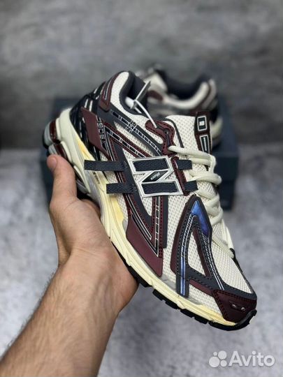 Кроссовки New Balance 1906