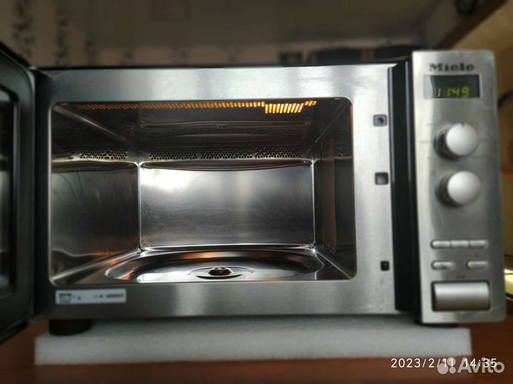 Miele 621 микроволновая печь