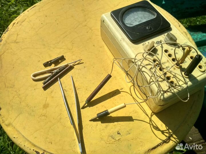 Прибор электроизмерительный комбинированный