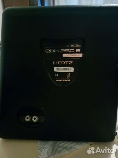 Сабвуфер hertz