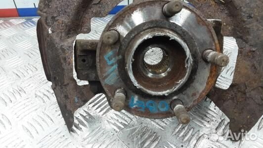 Ступица передняя правая volvo S40 II MS (OBE01N901