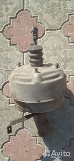 Вакуумный усилитель тормозов газ 31105