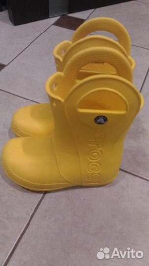 Продам сапоги crocs