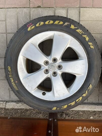 Комплект дисков Toyota r17 с летней резиной