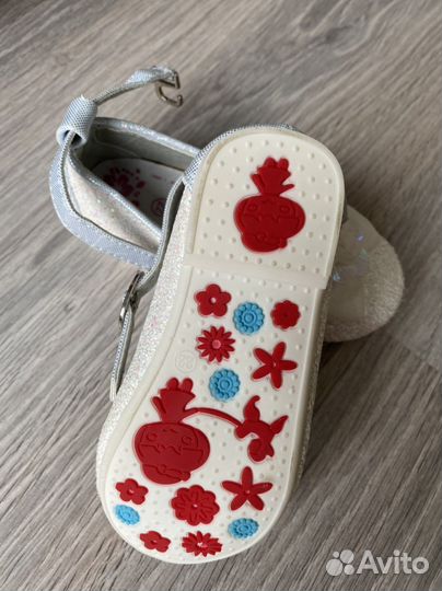 Туфли для девочки 22 размер