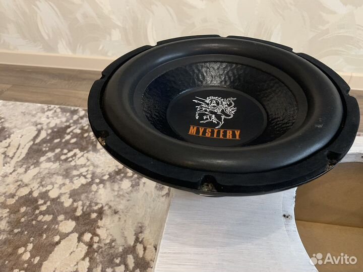 Сабвуфер с усилителем