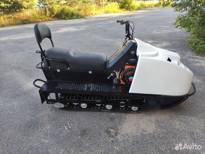 Запчасти и снегоходы