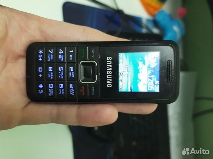 Samsung E1070