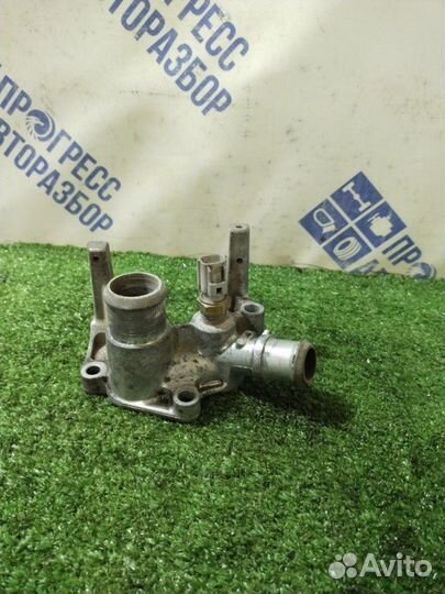 Корпус термостата Ford Focus 2 седан 1.4 asdb 2007