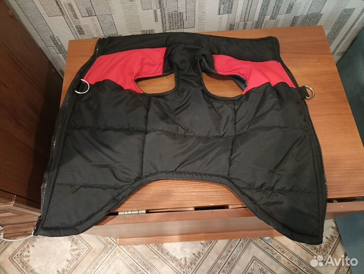 Утепленная куртка-жилетка для собак