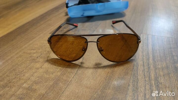 Солнцезащитные очки