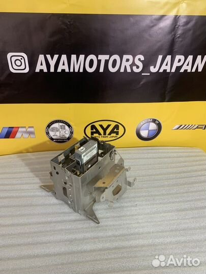 Блок управления антенной Mercedes w211