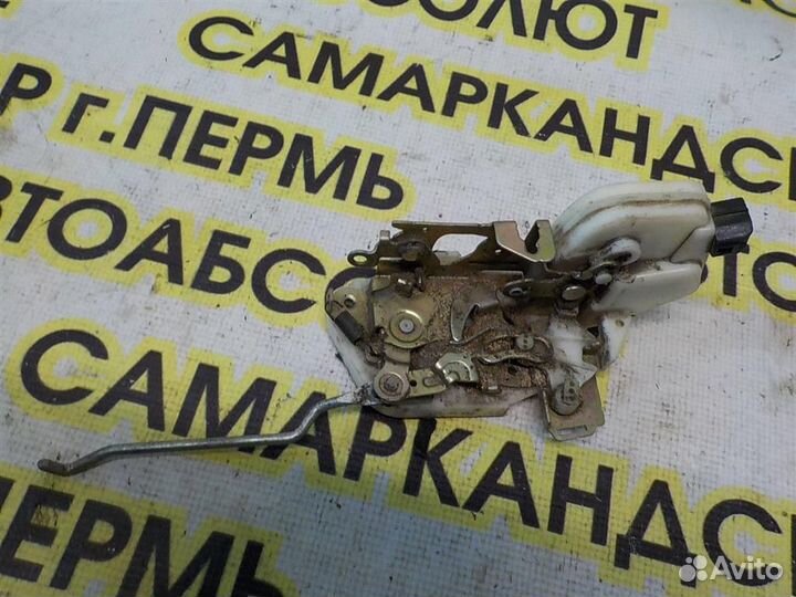 Замок двери передней правой Mitsubishi Pajero III