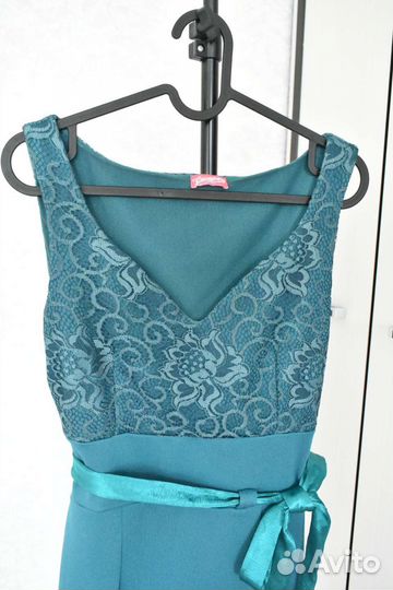 Платье вечернее