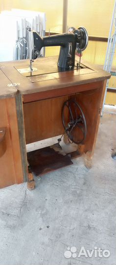 Швейная машинка бу