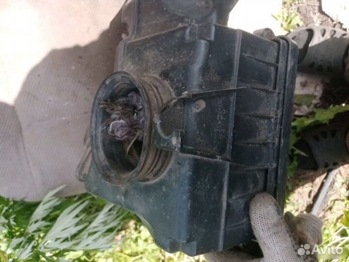 Корпус воздушного фильтра Honda Cr-V 2001