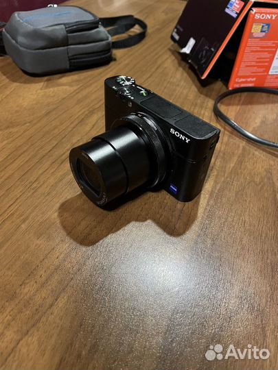 Компактный фотоаппарат sony cyber shot