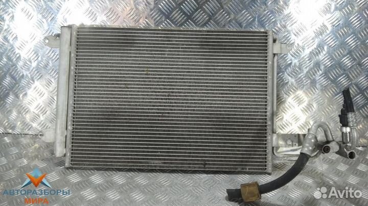 Радиатор кондиционера Volkswagen Golf 7 2012