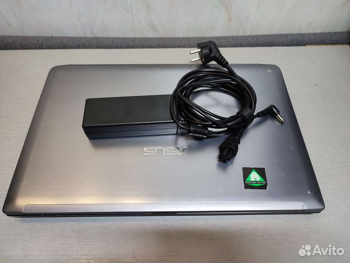 Ноутбук asus N53SM